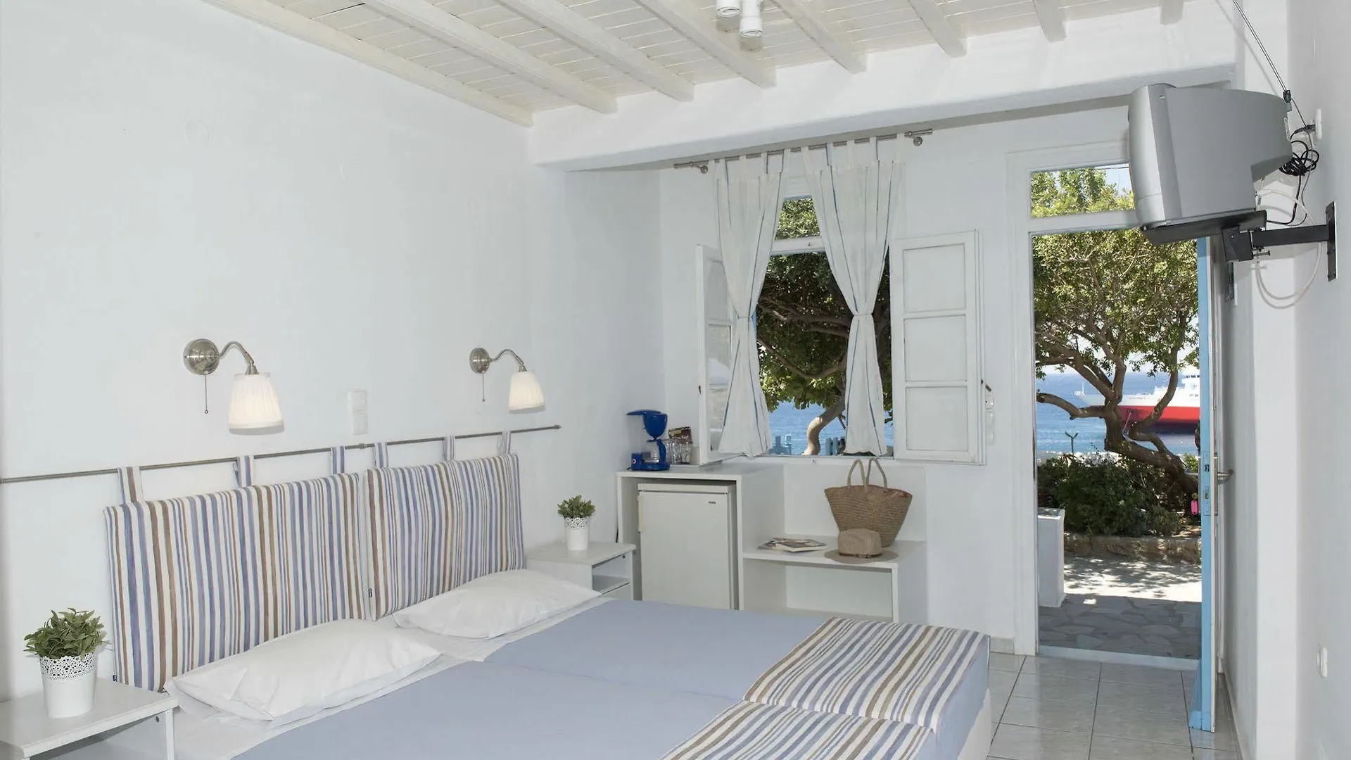 Asimina Guest House Tourlos 0*,  Greece
