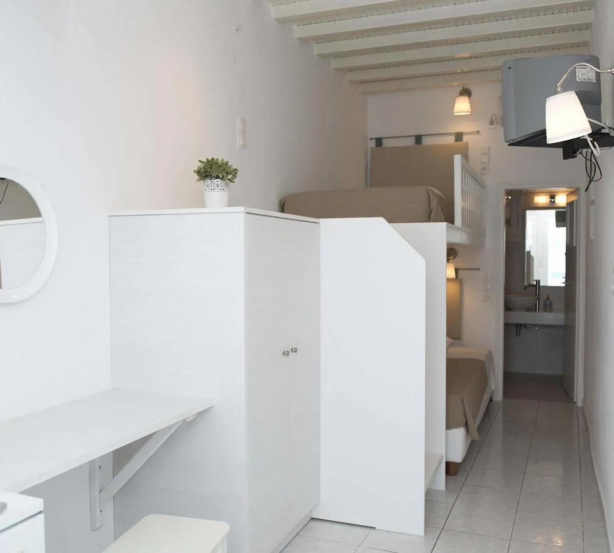 Asimina Guest House Tourlos Hotel